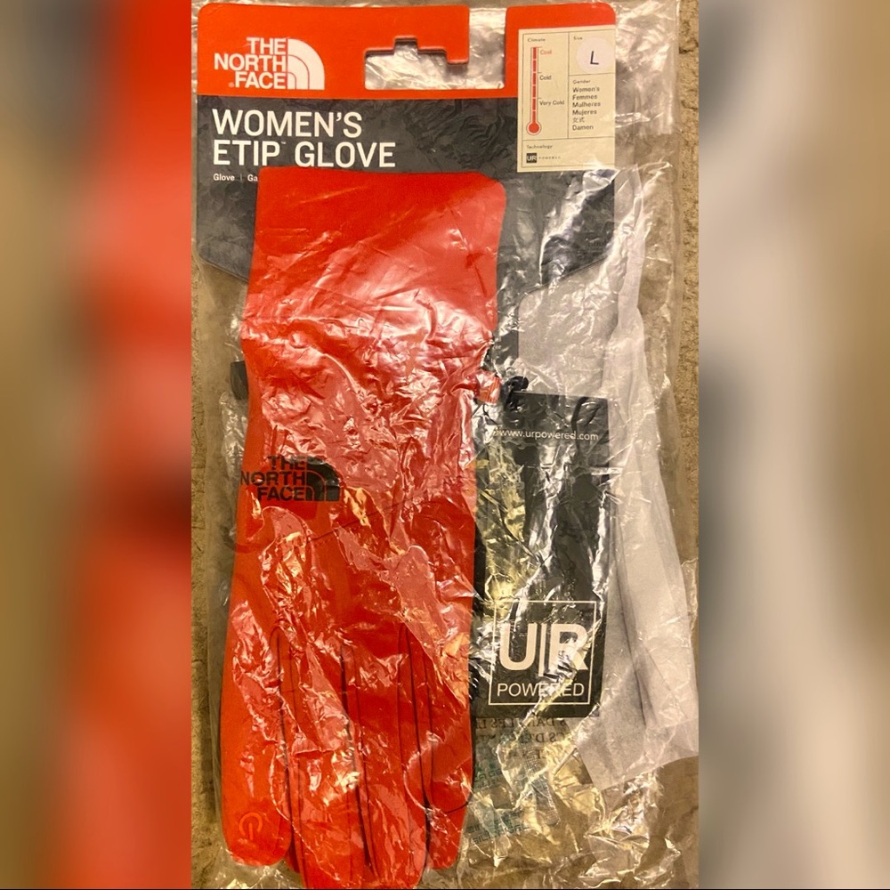Women’s North Face Gloves Size L